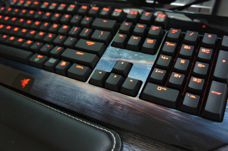 Razer����L�3ϵ�ЮaƷ����������+�ڹыD֩���I�P+�}���x����|�_��