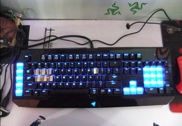 ��һ���µ��Ľ�����ñ�Լ����������ĸ������ߣ�