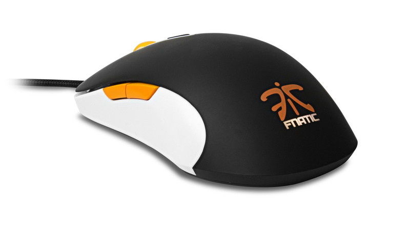 steelseries-sensei-fnatic_special-feature-2.jpg
