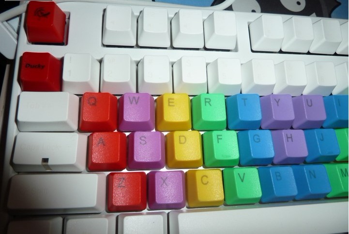 ���� ducky 9008b��108���� ��ͬ ����