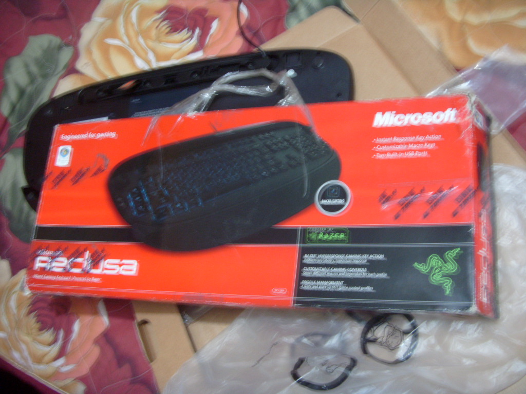 ���������������ļ��̡���΢����razer���ϳ��Ķ�֩��