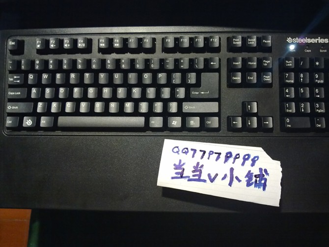��ľ�д���ý�尴���λ�е���̣�����