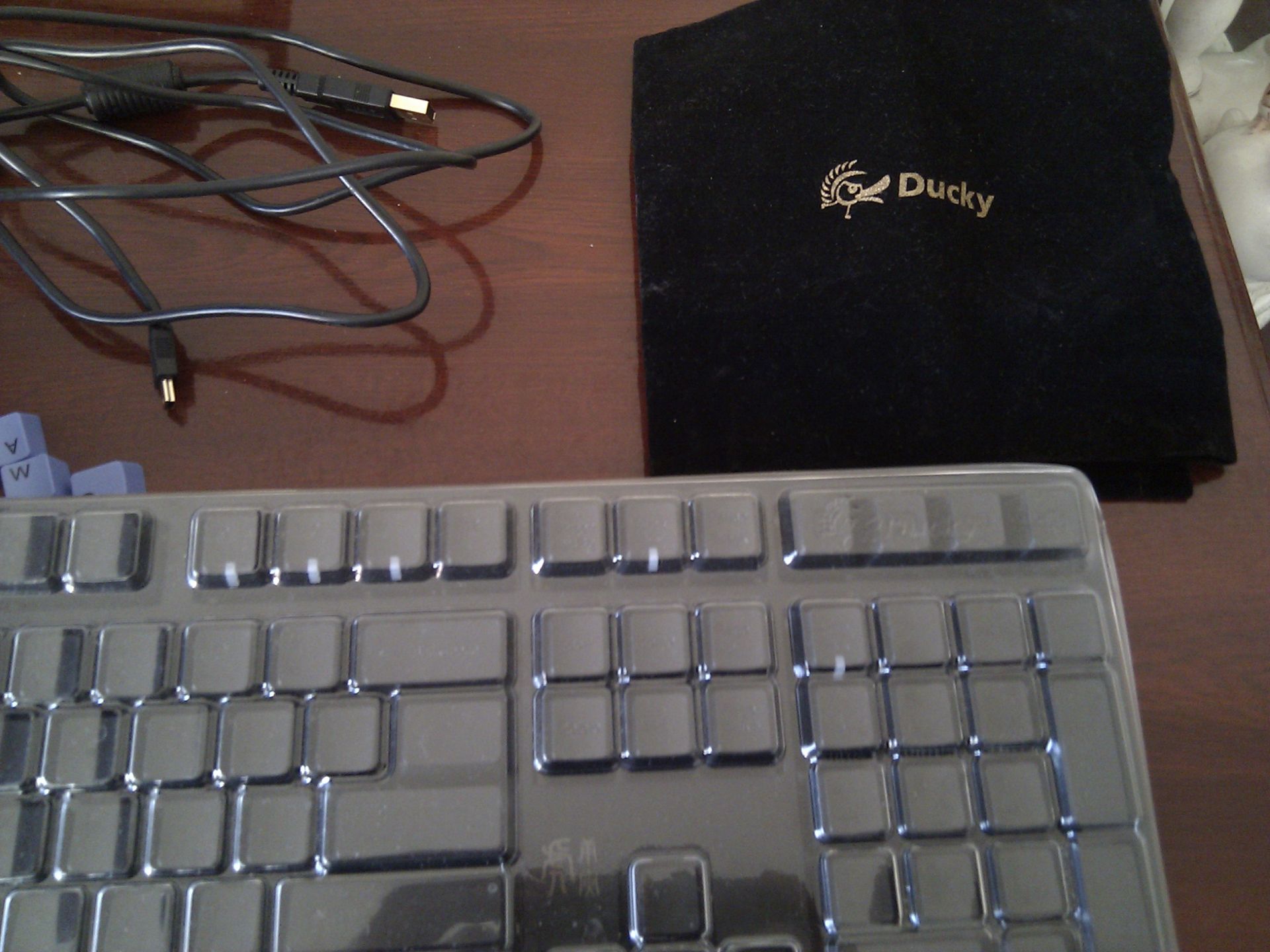 ����Ducky�����������PLU���޿���.ȫ��9��.