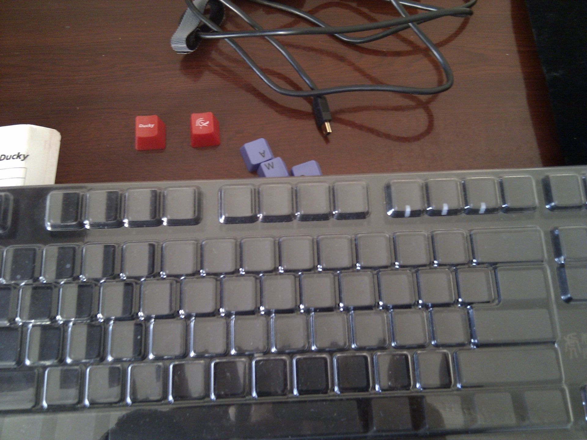����Ducky�����������PLU���޿���.ȫ��9��.