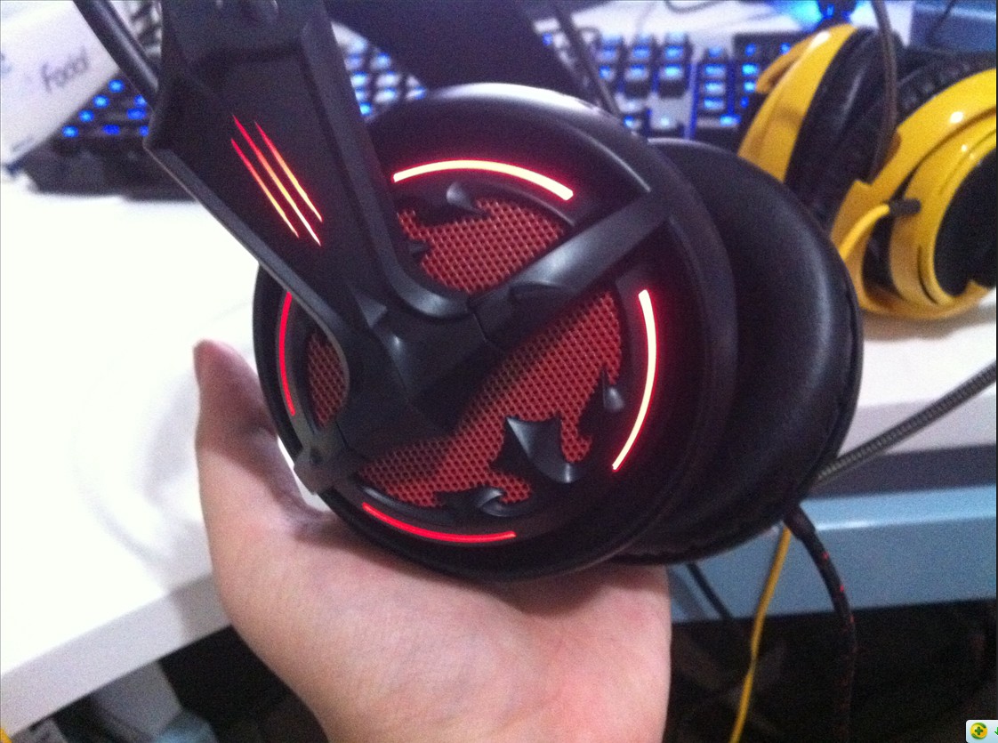 QQ��ͼ20111213234225.jpg