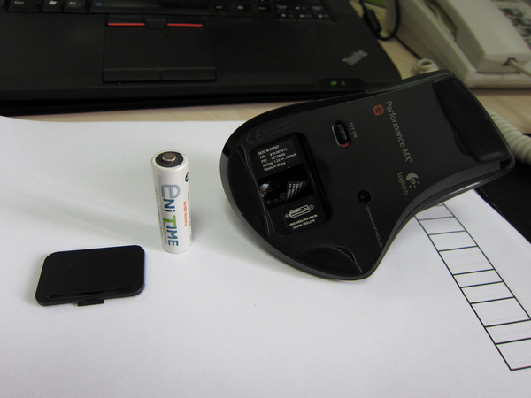 ����8�·�������޼� Logitech M950