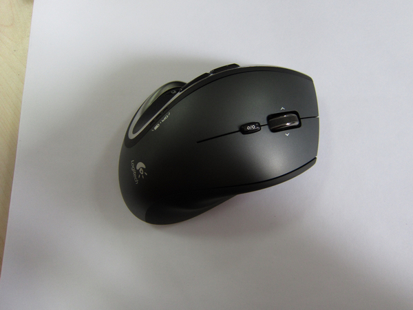 ����8�·�������޼� Logitech M950