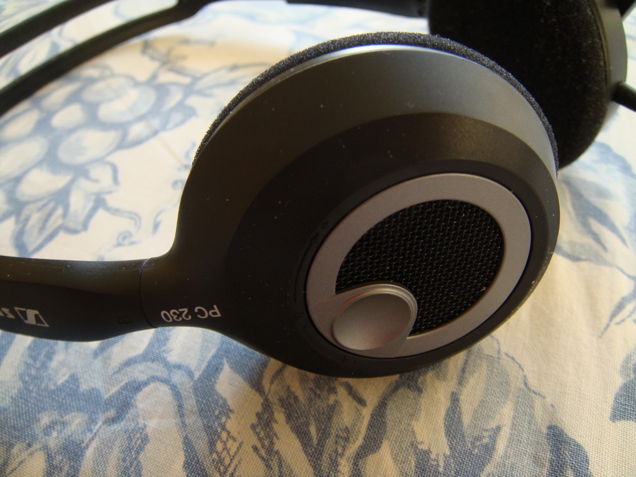 Сģζ-----SENNHEISER  PC230ʹø