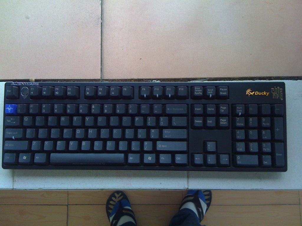 ����DUCKY DK9000 104 PBT������ñ�����е����