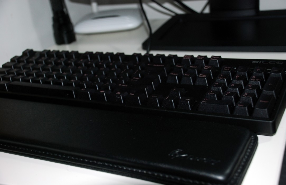 ����filco������һ����CF��Cser��ѧ��qq89566647����ͼ��ս����