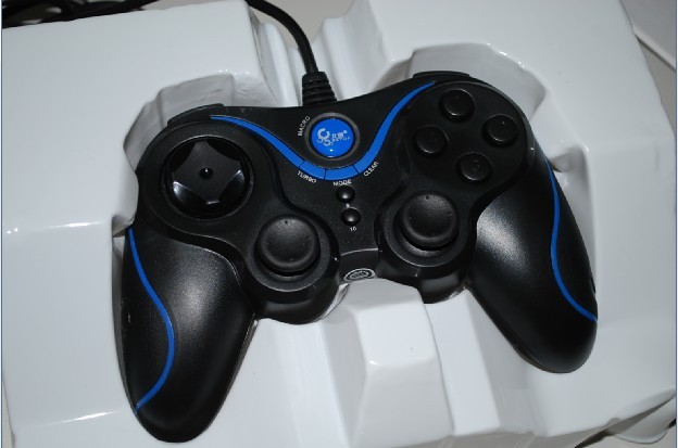 出个游戏手柄【北通战戟2】已经补实物图