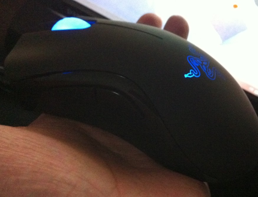 �ۺ��°�ɫV1USB������