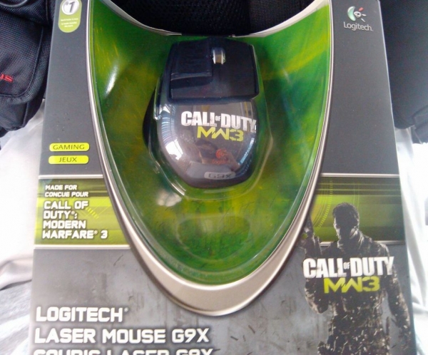 ���� Logitech�޼�G9x��Ϸ��� ʹ���ٻ�MW3�޶���