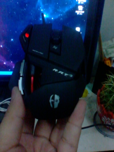 ���ѿ�Cyborg R.A.T3�������   ˶����E95�ھ���