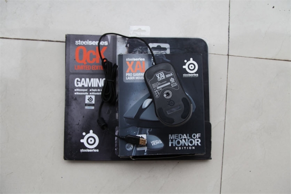 ���SteelSeries������ѫ�¡�������XAI���������װ