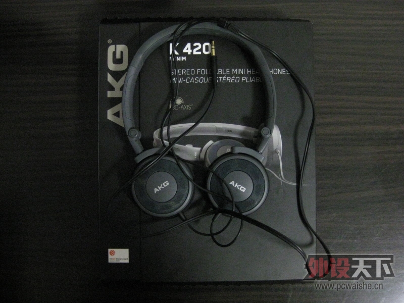 AKG K420