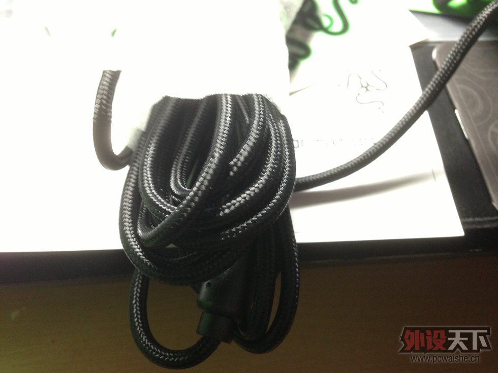 灌水 顺便晒个雷蛇手柄