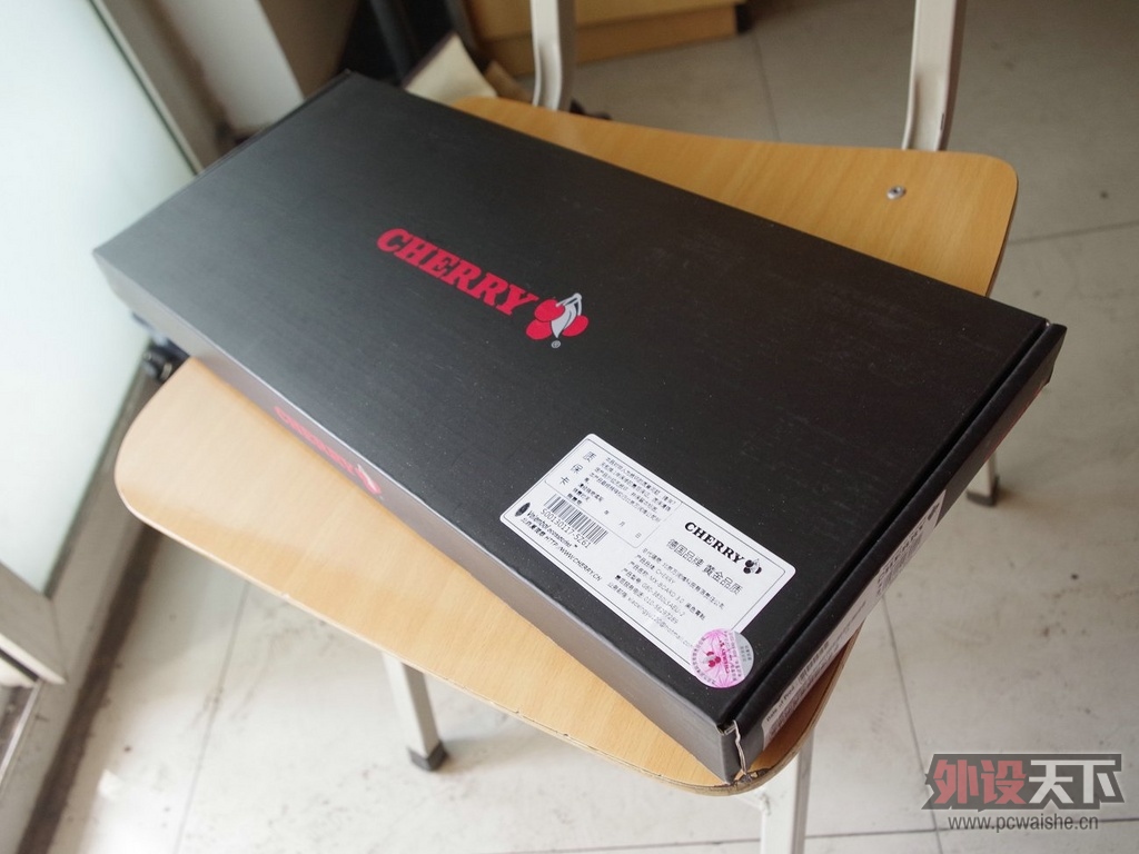 灵灵的Cherry mx BOERD 2.0 POM收入图集