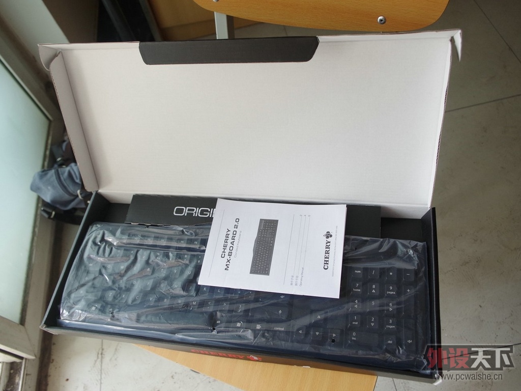 灵灵的Cherry mx BOERD 2.0 POM收入图集