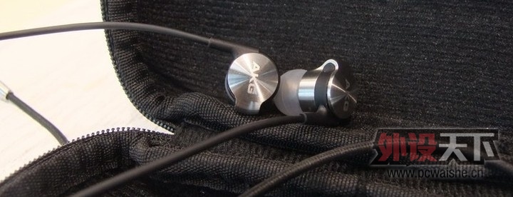 akg5.jpg