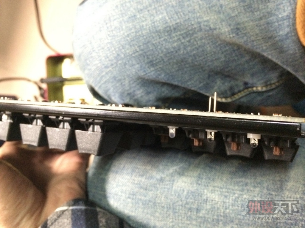 小白 IKBC F-104 加灯
