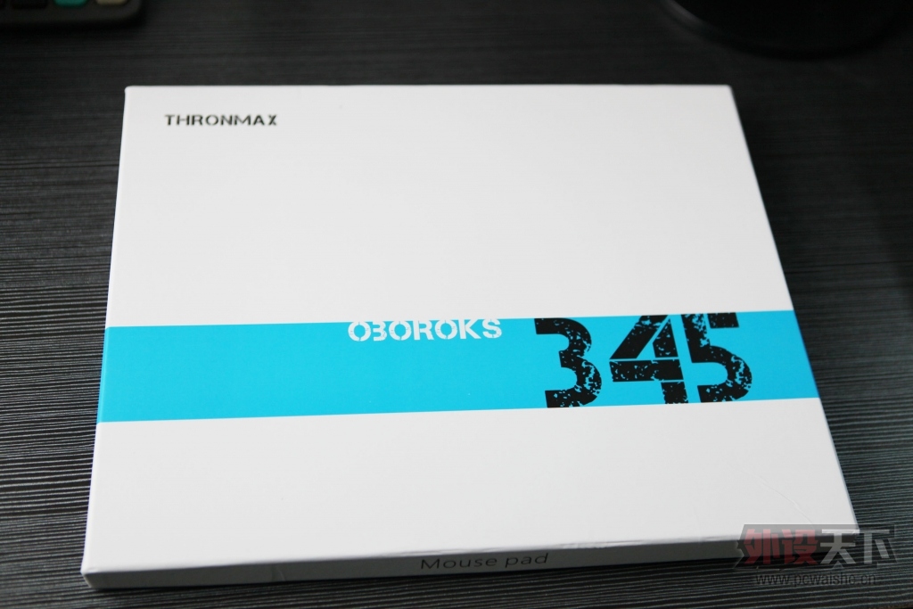 THRONMAX OBOROKS碳素游戏垫
