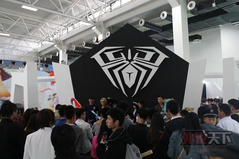 中国国际动漫节开幕第一天 狼蛛展露头角