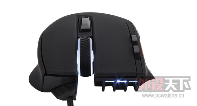 外设换标后的首款游戏鼠：海盗船 发布 Sabre RGB 激光版 / 光学版