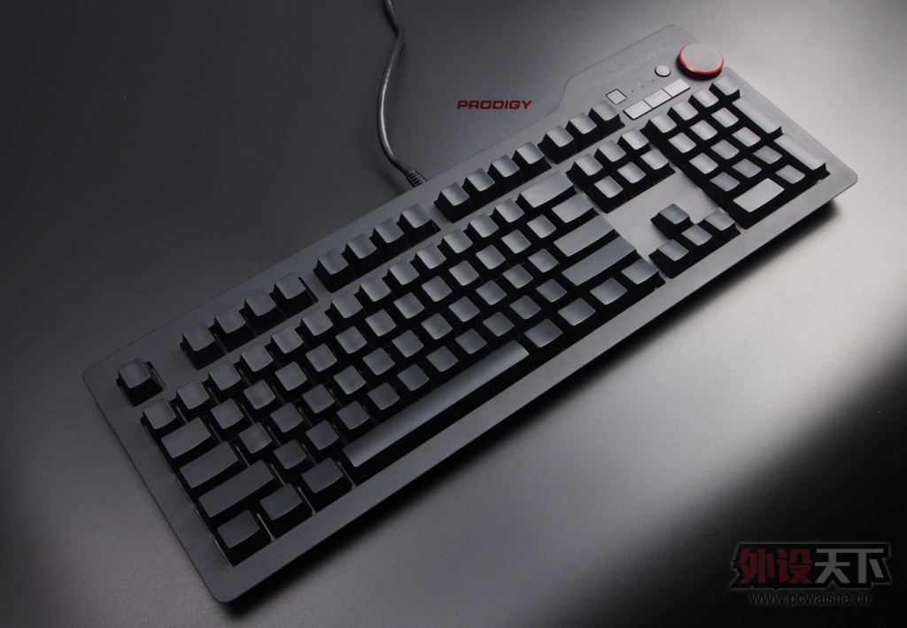 《 青轴之王，质感之王。》——  DAS keyboard 4 ultimate 无刻印青轴键盘评测