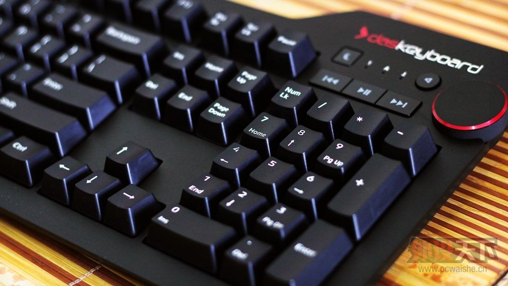 《 青轴之王，质感之王。》——  DAS keyboard 4 ultimate 无刻印青轴键盘评测