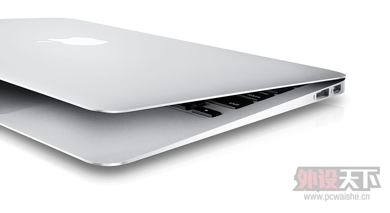 Black-Friday-Macbook-Air-Deal.jpg