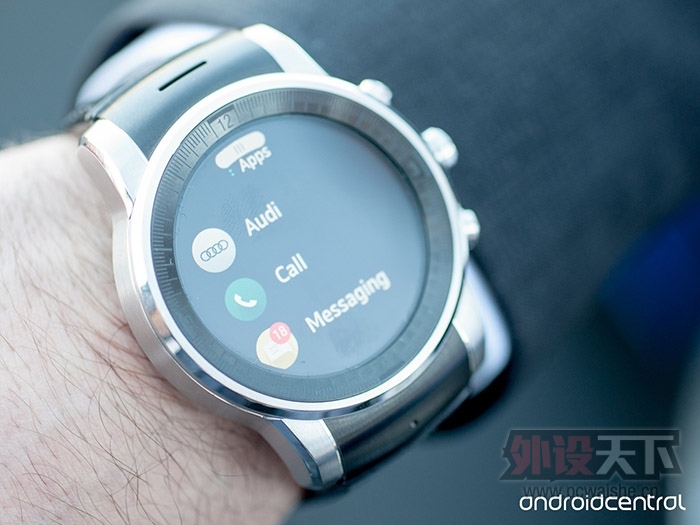 lg-audi-watch-webos-10.jpg