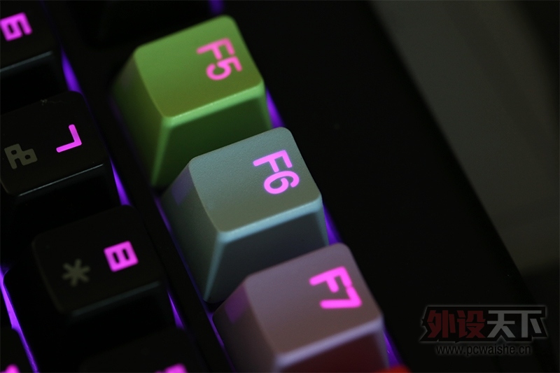 δ-114.jpg