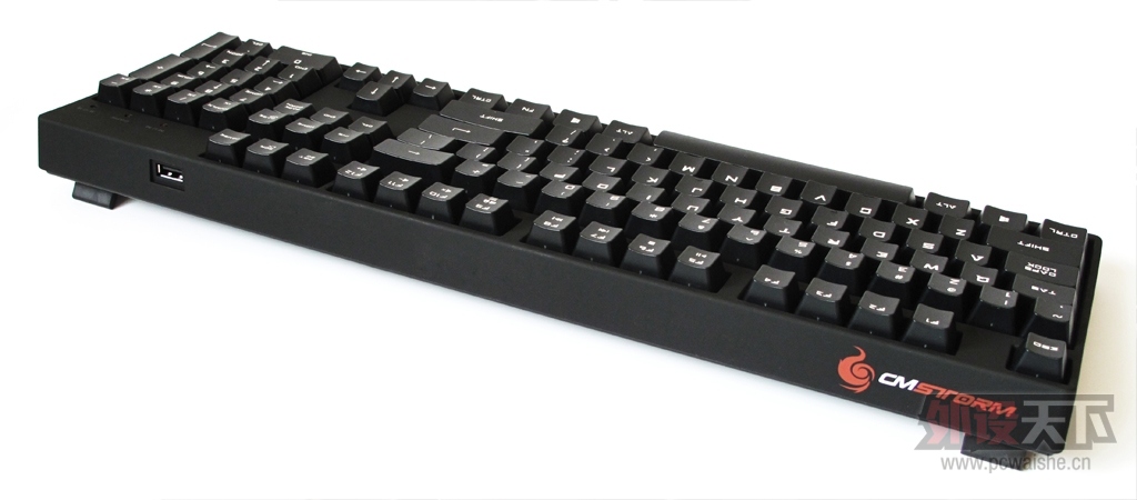 CoolerMaster酷冷至尊烈焰枪XT104青轴机械键盘上手详拆解评测--只为性价比而来！