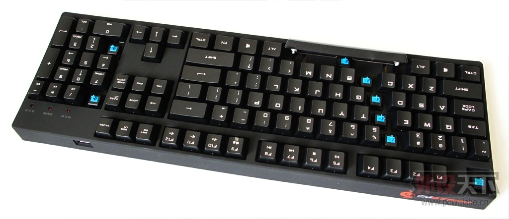 CoolerMaster酷冷至尊烈焰枪XT104青轴机械键盘上手详拆解评测--只为性价比而来！