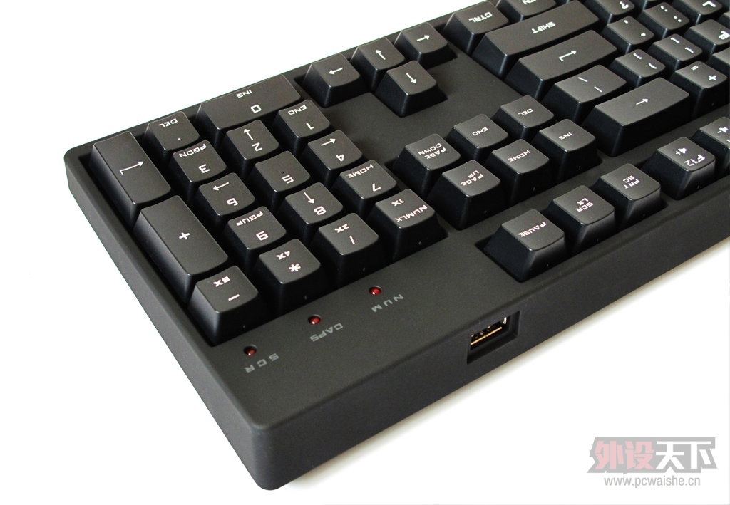 CoolerMaster酷冷至尊烈焰枪XT104青轴机械键盘上手详拆解评测--只为性价比而来！