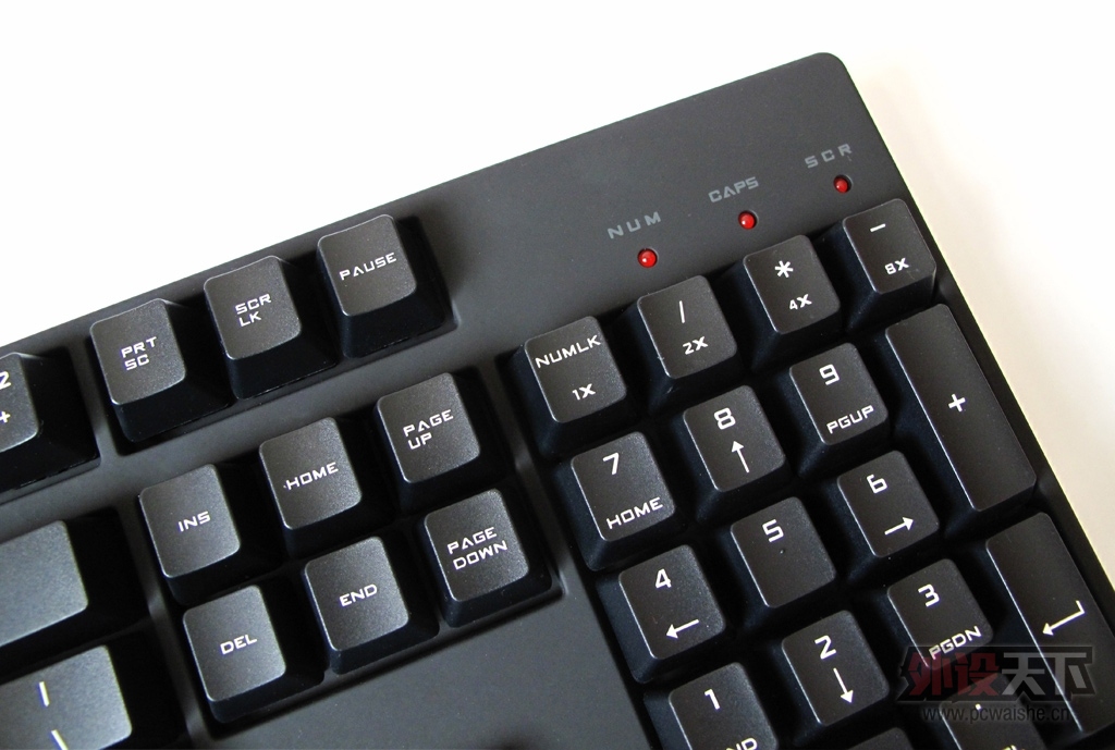 CoolerMaster酷冷至尊烈焰枪XT104青轴机械键盘上手详拆解评测--只为性价比而来！
