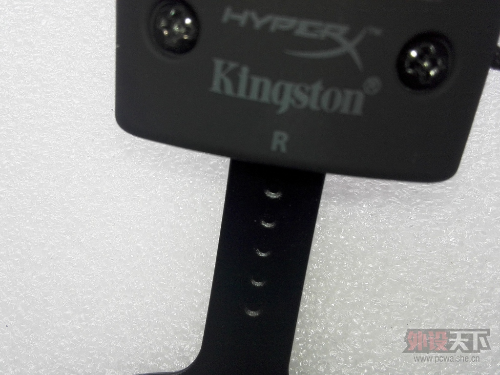 金士顿HyperX Cloud Core电竞耳机试用体验--Cloud家族极具性价比耳机