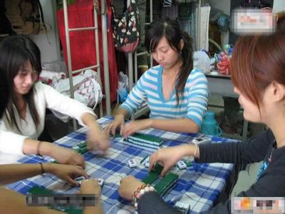 【每日话题】2015.12.08 你想象中的女生宿舍是什么样的？