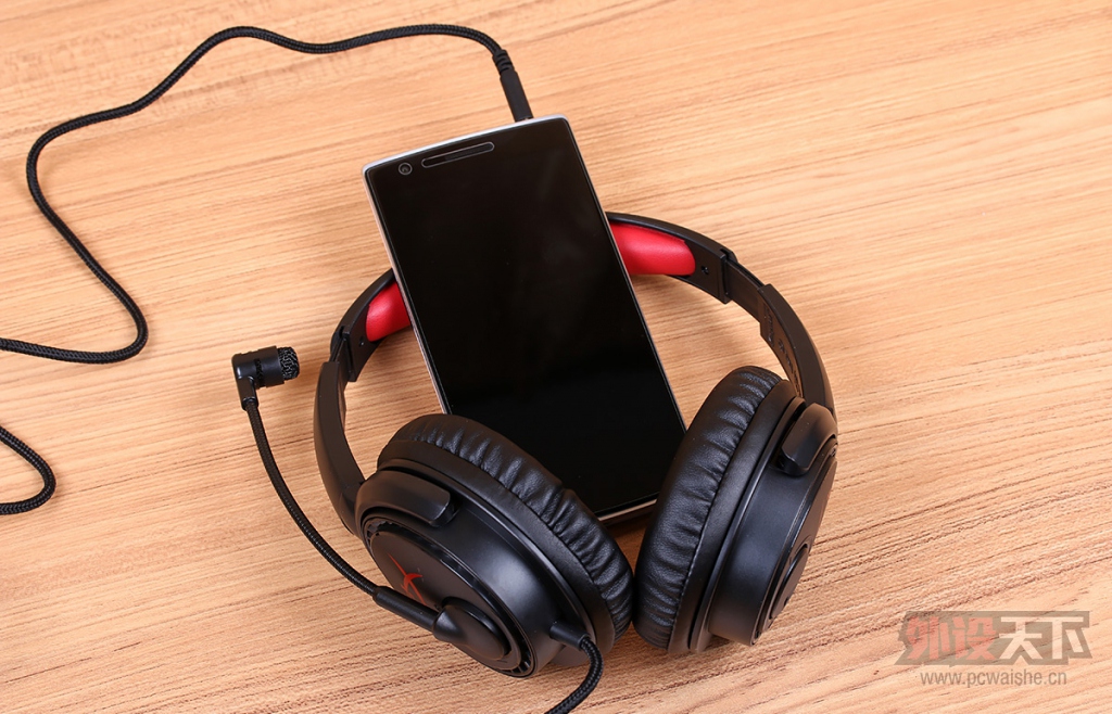 我来抢个早，HyperX Cloud Drone 新品游戏耳机抢先玩！