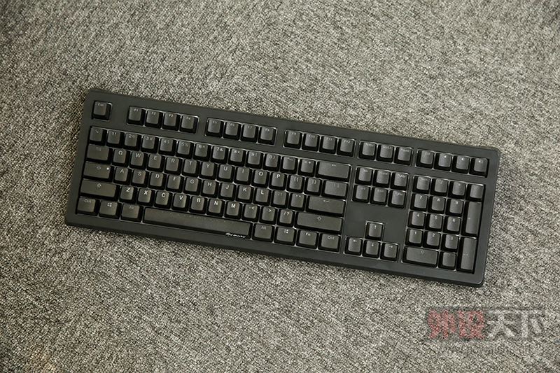 RGB阵营新成员 Ducky魔力鸭9008 S5 RGB机械键盘首报