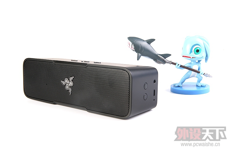 小资情调充盈——Razer Leviathan Mini利维坦巨兽迷你蓝牙音箱简评