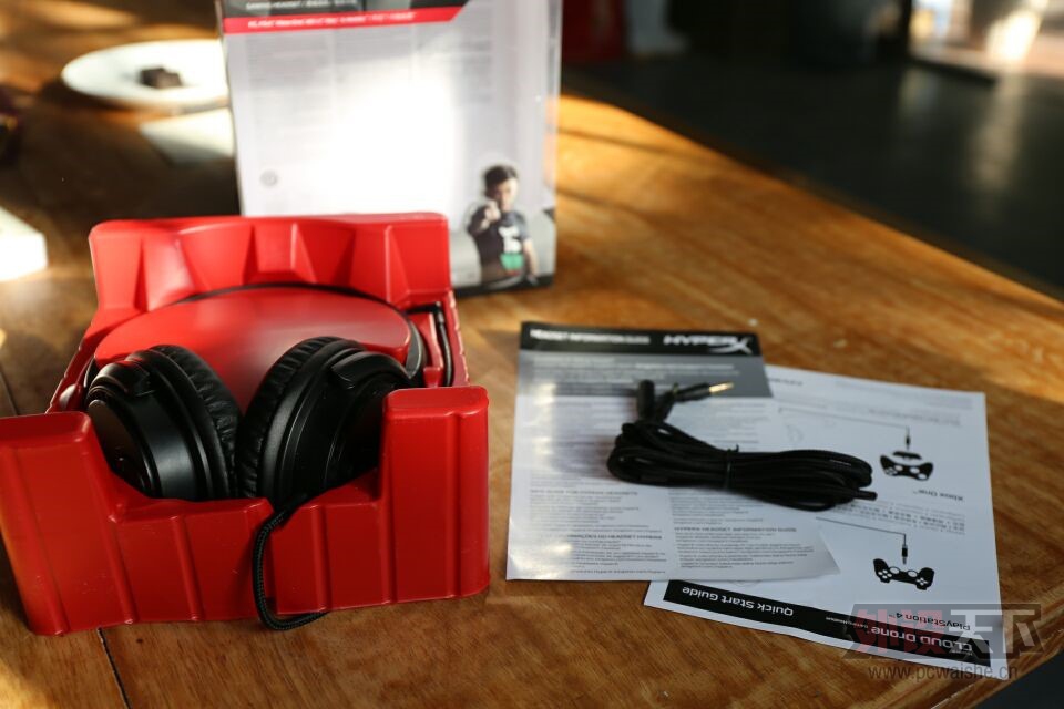“ 金士顿HyperX Cloud Drone游戏耳机试用体验”+我的黑蜂初体验
