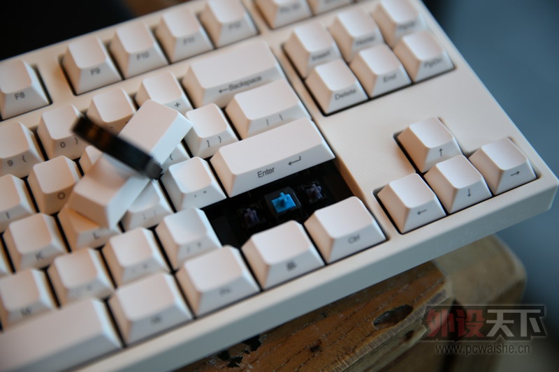 Leopold 利奥博德 小白  FC750R 白色机械键盘 开箱