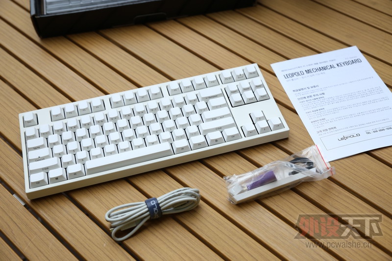 Leopold 利奥博德 小白  FC750R 白色机械键盘 开箱