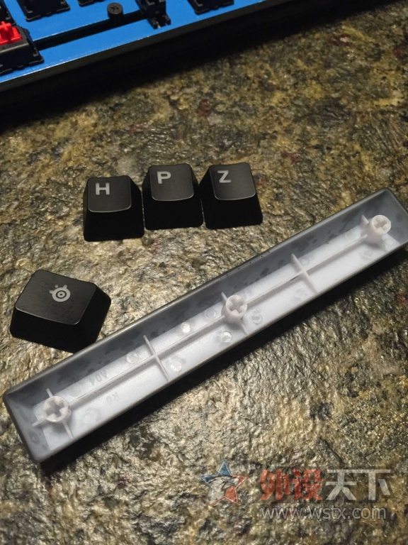 【超级评测周 + 机械键盘拆解与评测---赛睿 M500 样品】