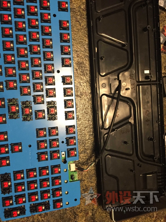 【超级评测周 + 机械键盘拆解与评测---赛睿 M500 样品】