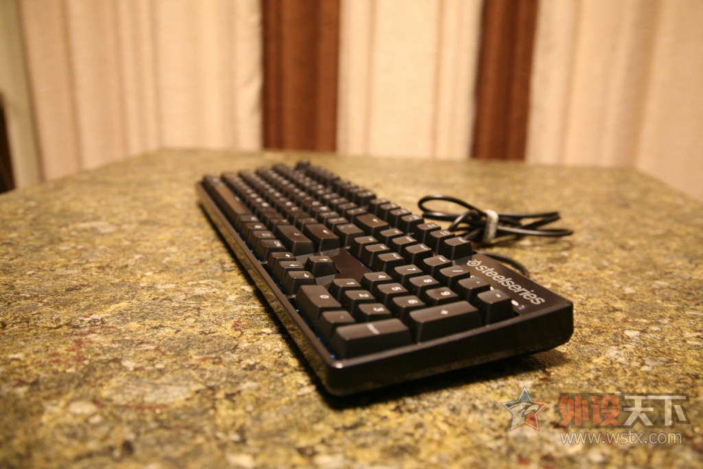 【超级评测周 + 机械键盘拆解与评测---赛睿 M500 样品】
