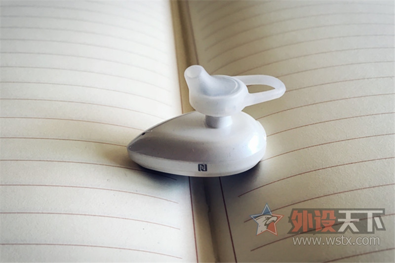 爱的蓝宝石——enzatec 艾索特 ZBT104 蓝牙耳机