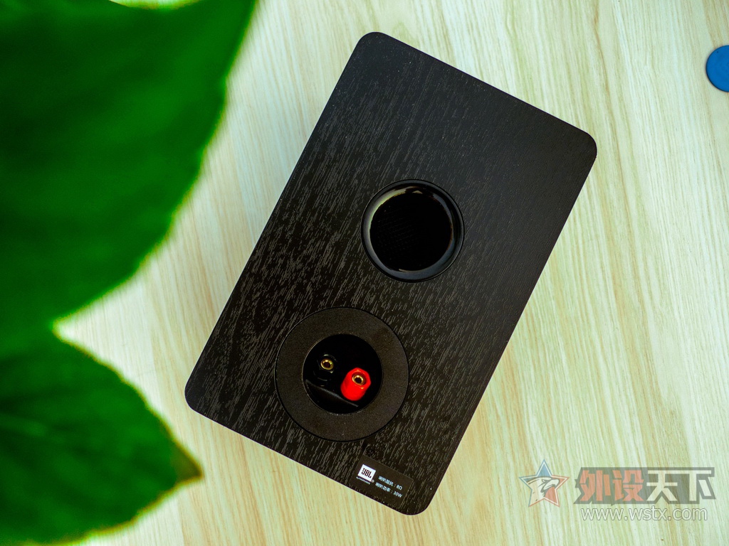 体验JBL CM102监听音箱---感受纯真的声音，还原音乐色彩